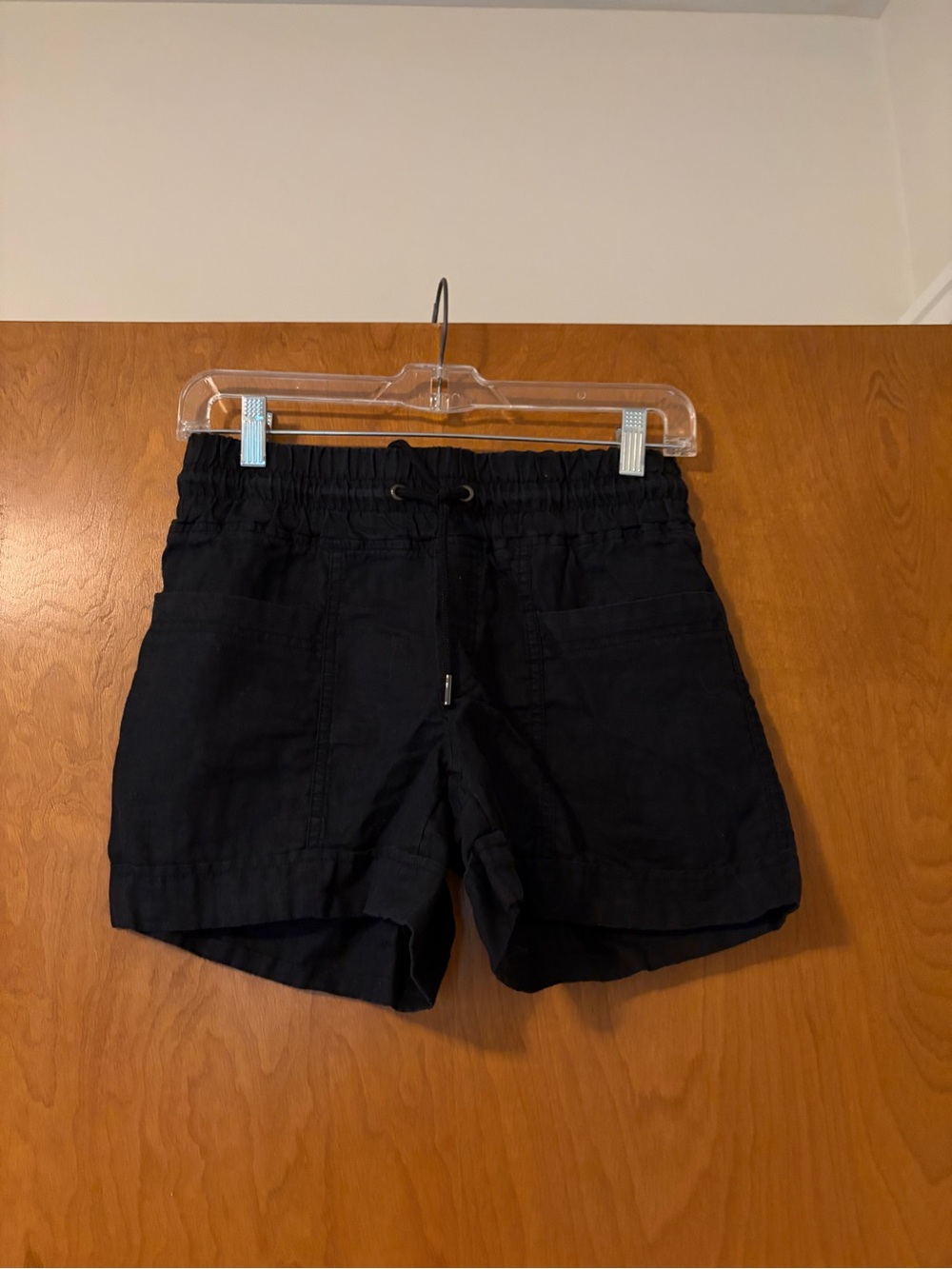 Athleta Black Elastic-Waist Cargo Shorts